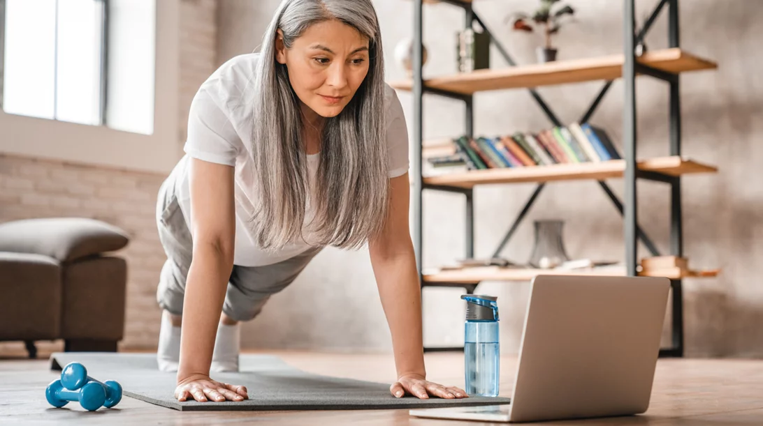 Πέντε fitness tips που κάθε γυναίκα άνω των 50 πρέπει να ακολουθεί