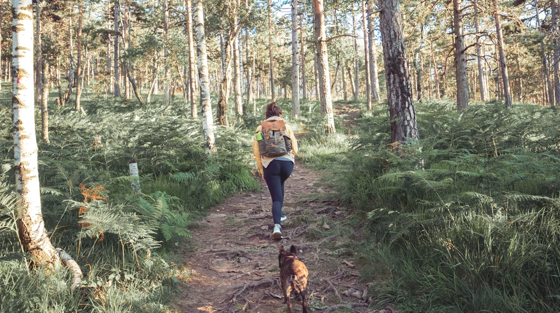 Περπάτημα: Ποιος είναι ο πιο αποτελεσματικός τρόπος για να μειώσεις το επίμονο λίπος