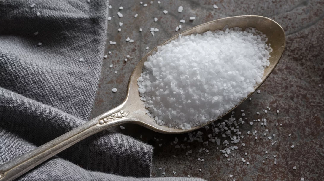 Τι είναι το αλάτι Kosher; Ποια η διαφορά του από το θαλασσινό αλάτι