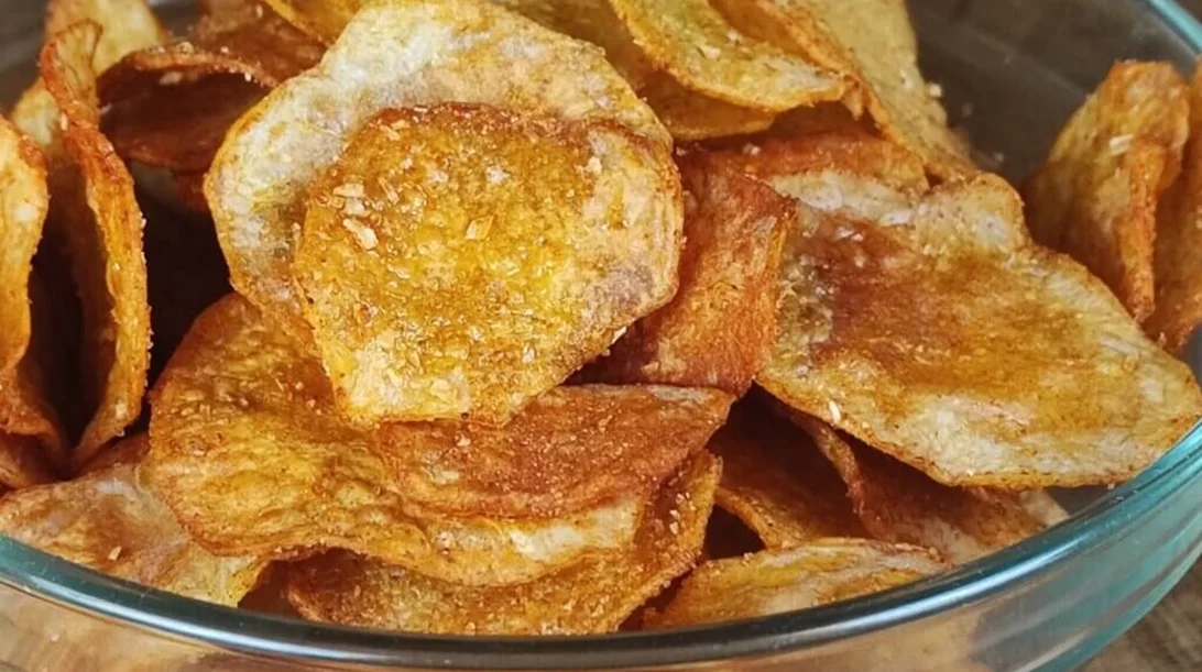 Πώς να φτιάξεις τραγανά πατατάκια BBQ στον φούρνο χωρίς λάδι και πρόσθετα