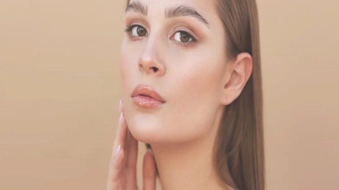 4 δραστικές και "value for money" κρέμες προσώπου με ρετινόλη από το φαρμακείο της γειτονιάς σου