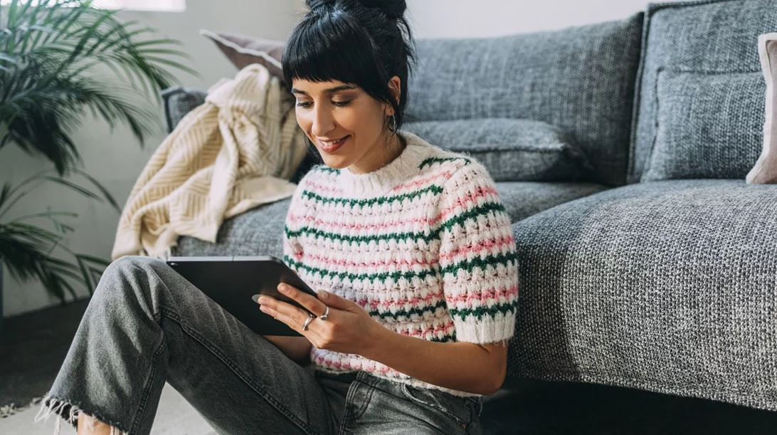 AI in Entertainment: Το tablet που γνωρίζει ποια σειρά θες να δεις σήμερα (και κάθε μέρα)