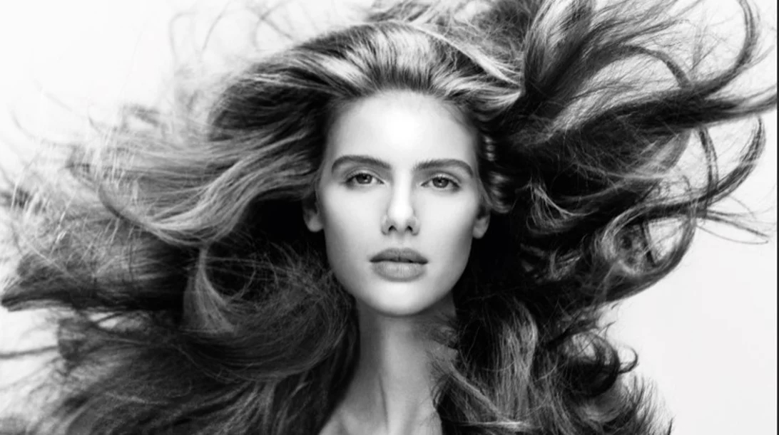 HAIR CARE: Η πρώτη συλλογή της ZARA αφιερωμένη αποκλειστικά σε προϊόντα προ-στιλιζαρίσματος μαλλιών