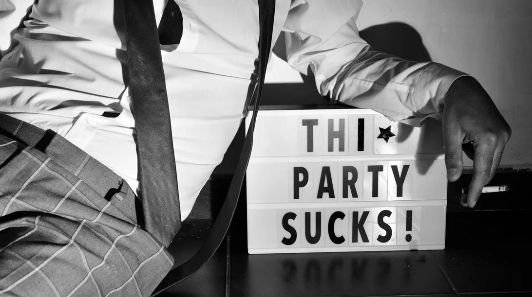 Πώς θα επιβιώσεις τις γιορτές των Χριστουγέννων με την τοξική σου οικογένεια