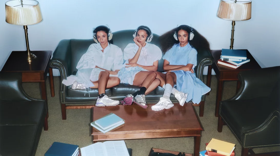 Το XT-Whisper είναι εδώ για να κάνει θόρυβο!