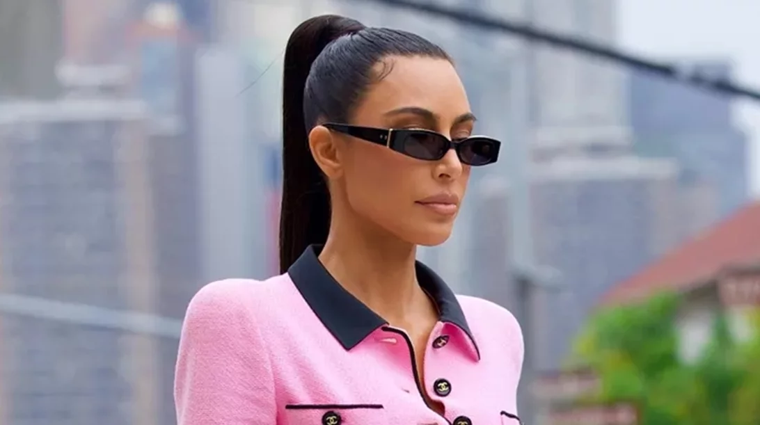 Το "άσχημο" χτένισμα που υιοθετούν μετά από χρόνια ξανά όλες οι celebrities