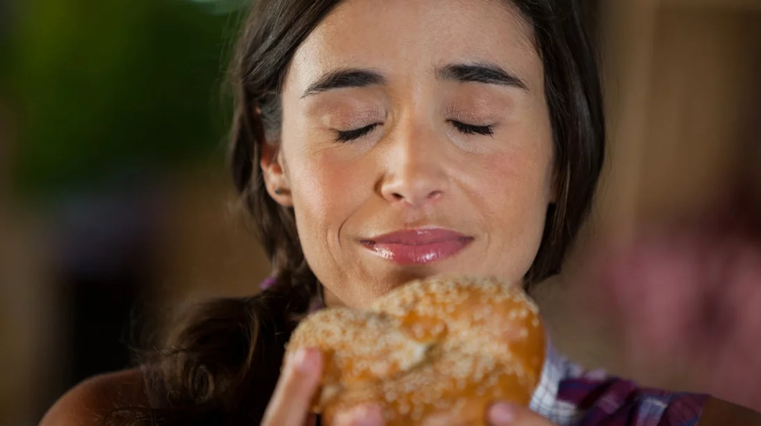 Αλτσχάιμερ: Το απλό "test όσφρησης" που μπορεί να εντοπίσει τα πρώτα συμπτώματα