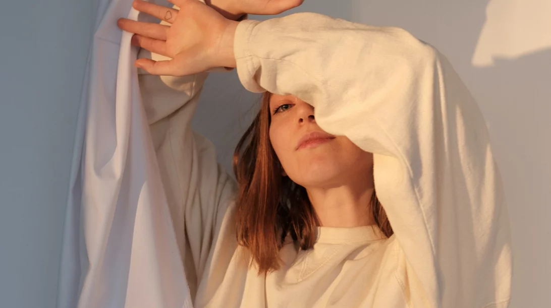 Στα 20, τα 30, τα 40: Πώς η ηλικία μιας γυναίκας διαμορφώνει τον χαρακτήρα της