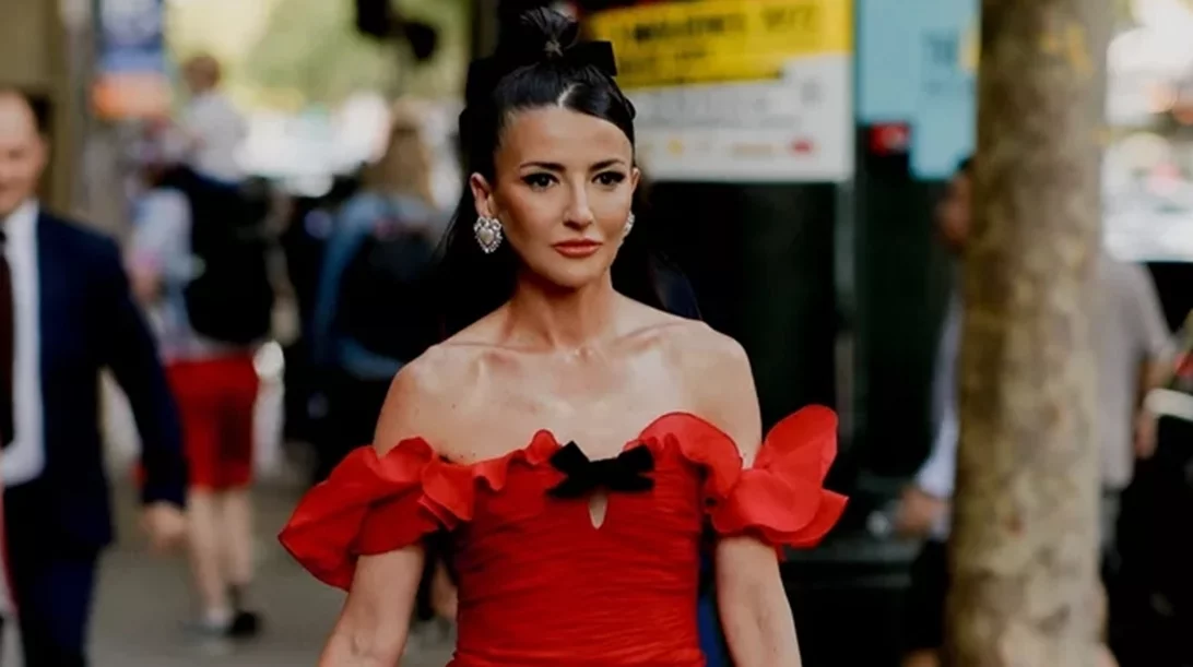 Οι πιο chic τρόποι για να προσθέσεις το κόκκινο στα εορταστικά looks σου