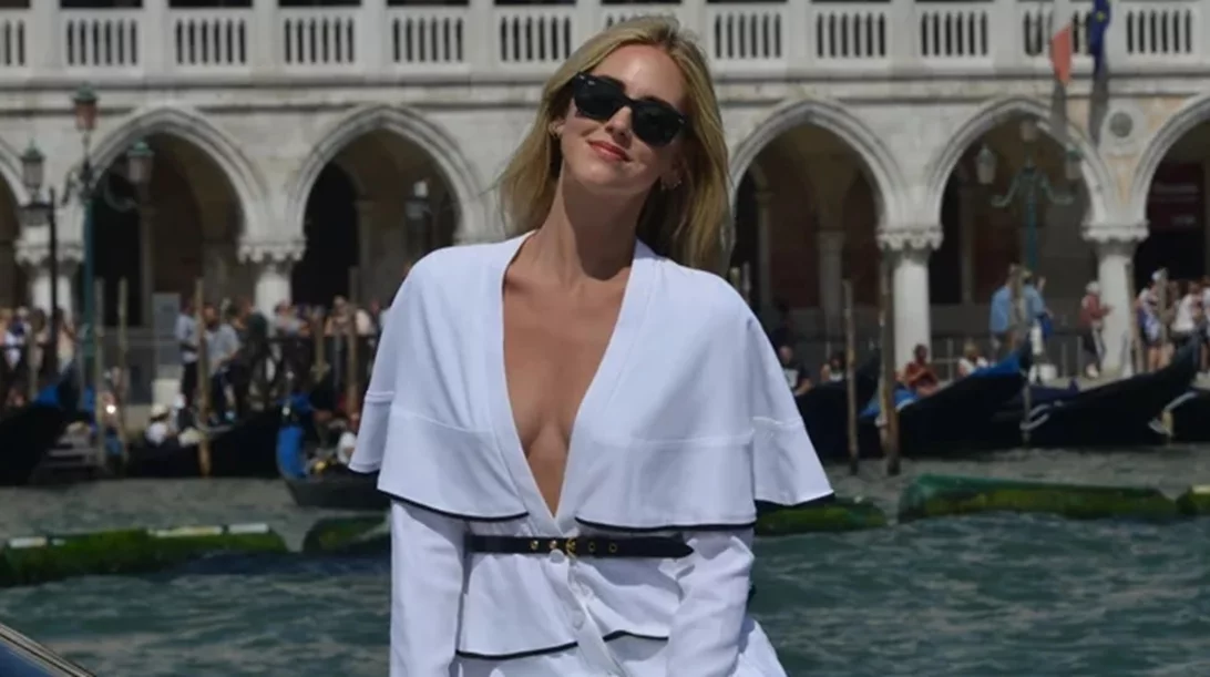 6 beachwear τάσεις για να δημιουργήσεις τις πιο κομψές εμφανίσεις στην παραλία