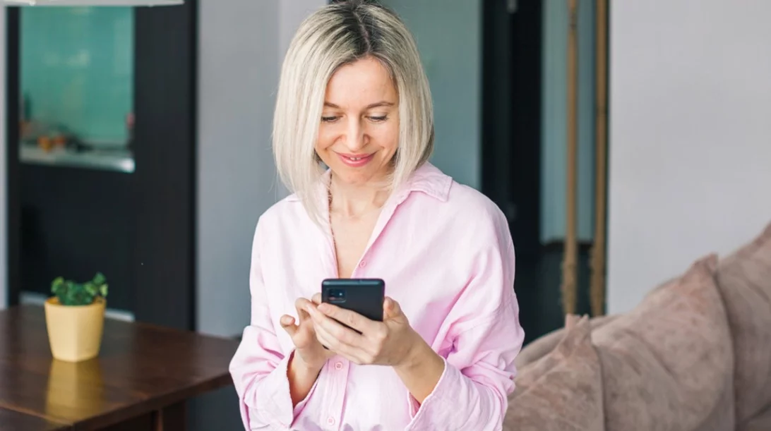 Είσαι 50+; Να περιμένεις SMS για το ραντεβού σου για ψηφιακή μαστογραφία