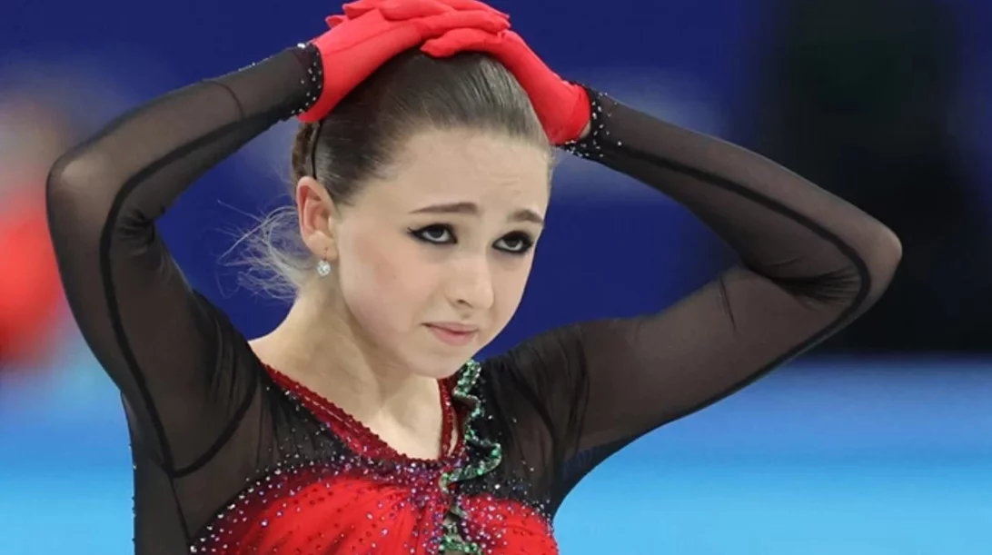 Έγραψε ιστορία η 15χρονη Καμίλα Βαλίεβα: Η πρώτη που κάνει δύο τετραπλά άλματα στο καλλιτεχνικό πατινάζ