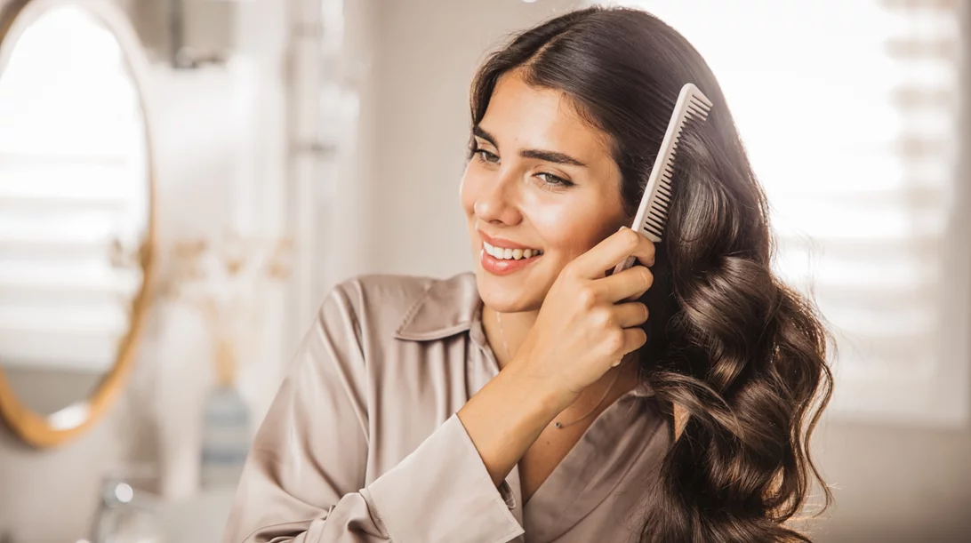 Aυτό το φυσικό έλαιο "εξαφανίζει" την ψαλίδα των μαλλιών