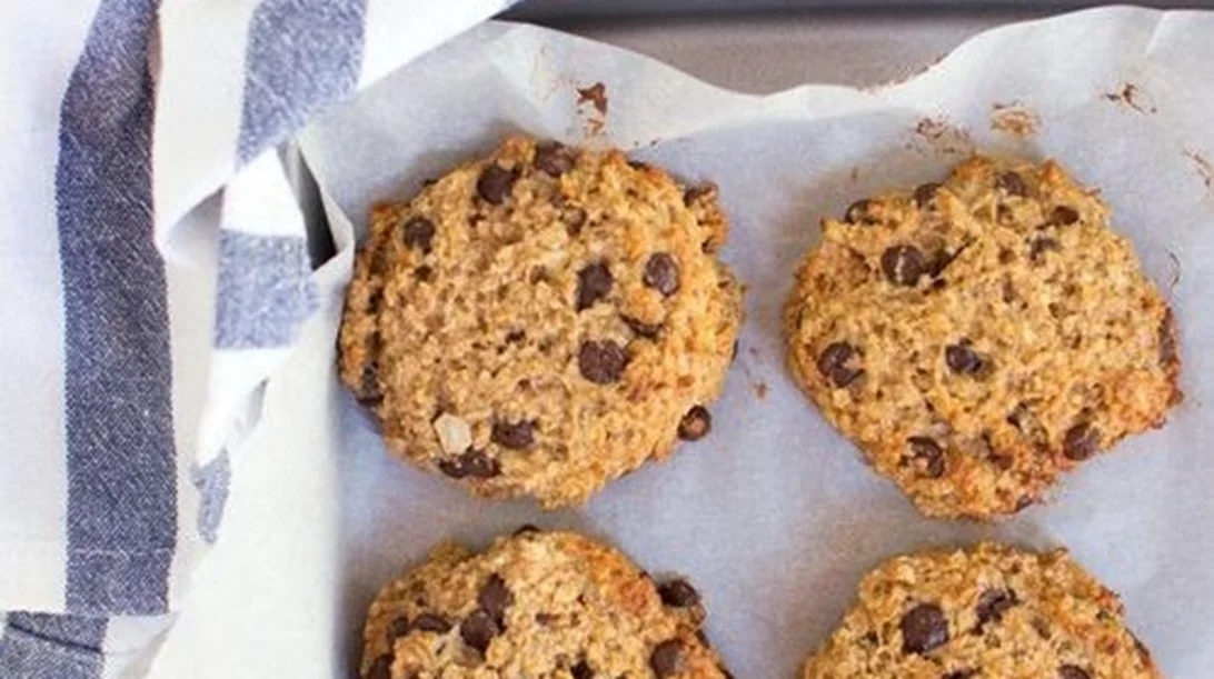 Μαμά, θέλω γλυκό! Μια συνταγή για υγιεινά μπισκότα πρωινού που θα ξετρελάνει τα παιδιά