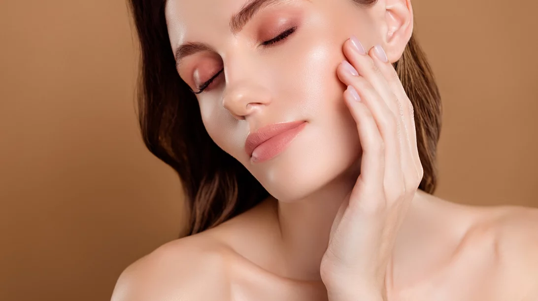 4 highlighter sticks για ανεπιτήδευτο glass skin στο λεπτό