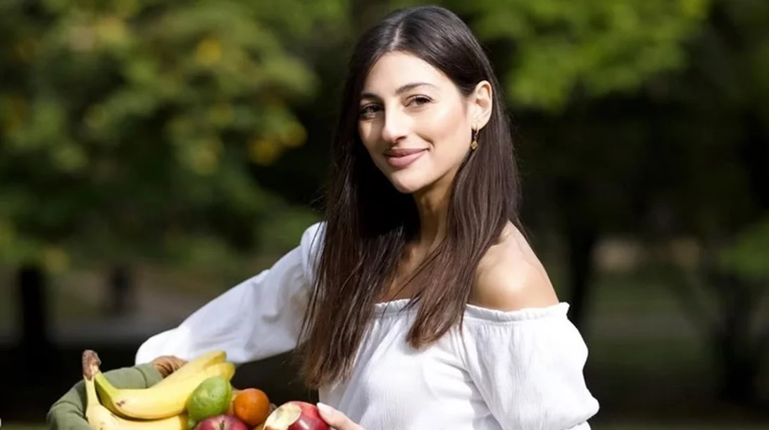 Βασιλική Τσερτσελή: 5 viral συνταγές της wellness creator που λατρεύει το TikTok