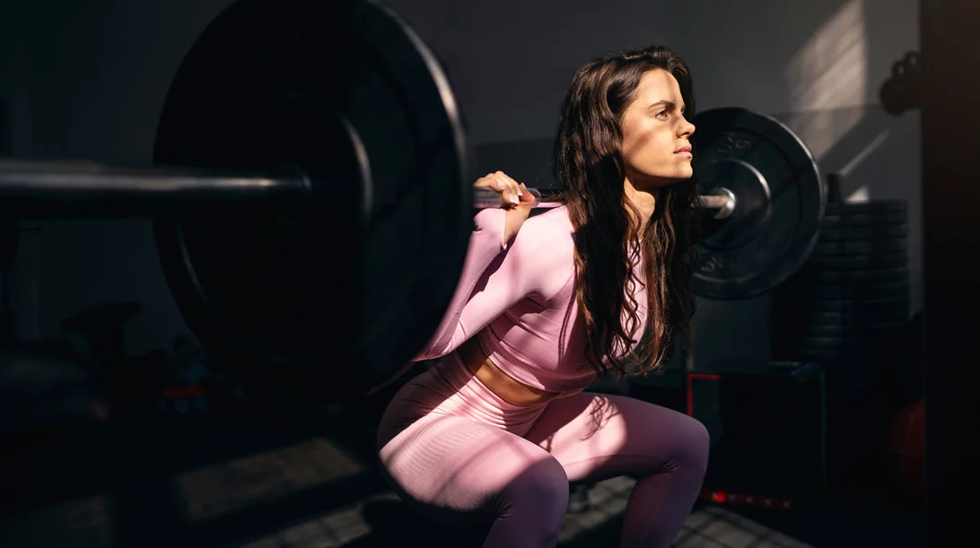 Προπόνηση με βάρη: Οι 4 μεγαλύτεροι μύθοι – και τι ισχύει πραγματικά