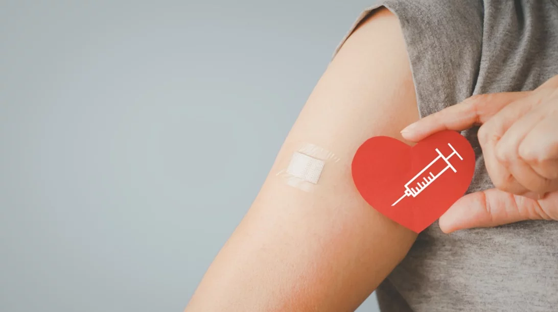 Μπορεί το εμβόλιο της γρίπης να προστατεύει (και) από εγκεφαλικό;