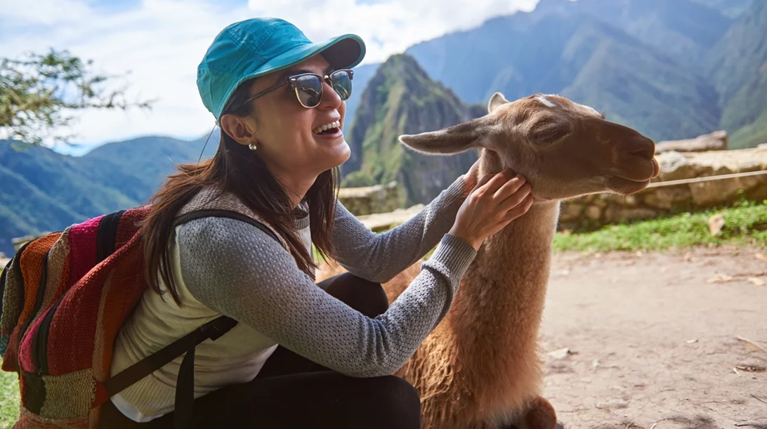 Σχεδιάζεις μακρινό ταξίδι; Δες σε ποιες χώρες είναι υποχρεωτικό να κάνεις εμβόλιο
