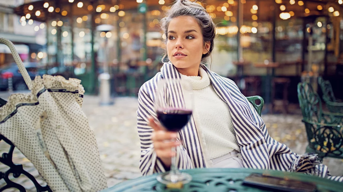 Πώς να πετύχεις το φινετσάτο "no makeup look" των Γαλλίδων