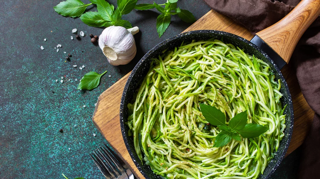 Noodles λαχανικών: 6 συνδυασμοί για ένα χορταστικό γεύμα χωρίς ζυμαρικά