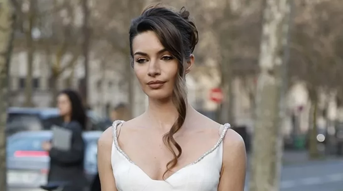 Το πολυτελές χρώμα μαλλιών που επιλέγουν οι Γαλλίδες φέτος την άνοιξη