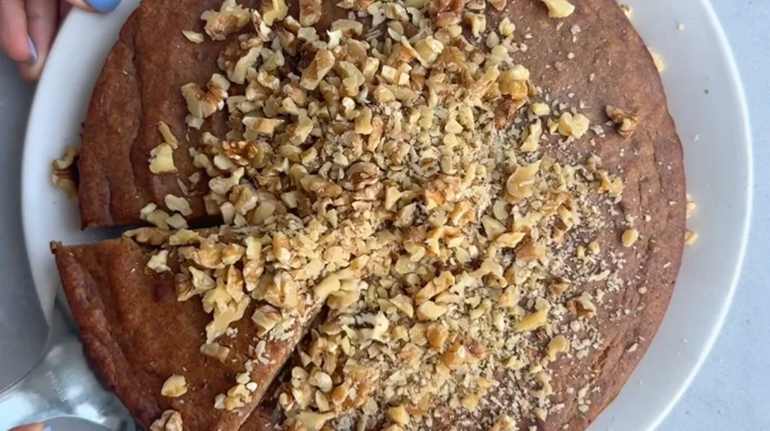 Κέικ με χουρμάδες και ελαιόλαδο: Το κέικ που θα απογειώσει τα σνακ σου