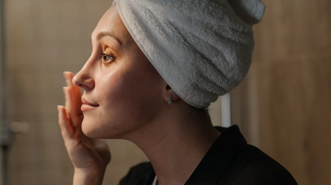 7 συστατικά αντιγήρανσης που πρέπει να γνωρίζεις (και πώς θα τα χρησιμοποιήσεις)