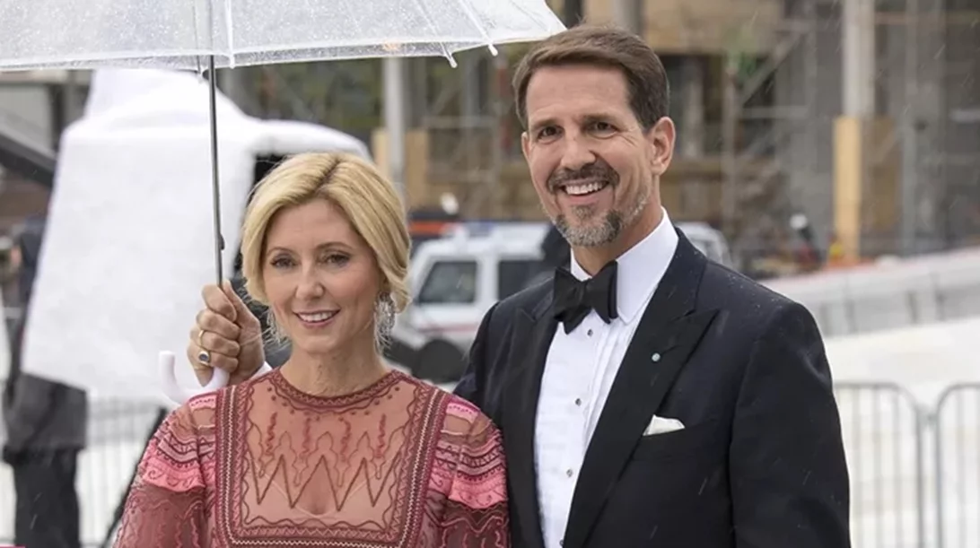 Marie-Chantal: Το προϊόν στο οποίο ορκίζεται για έναν πιο νεανικό λαιμό και ντεκολτέ