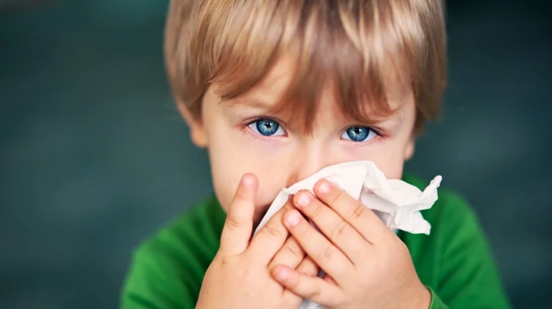 Γιατί φαίνεται να είναι καλό να "κρυολογούν" τα παιδιά