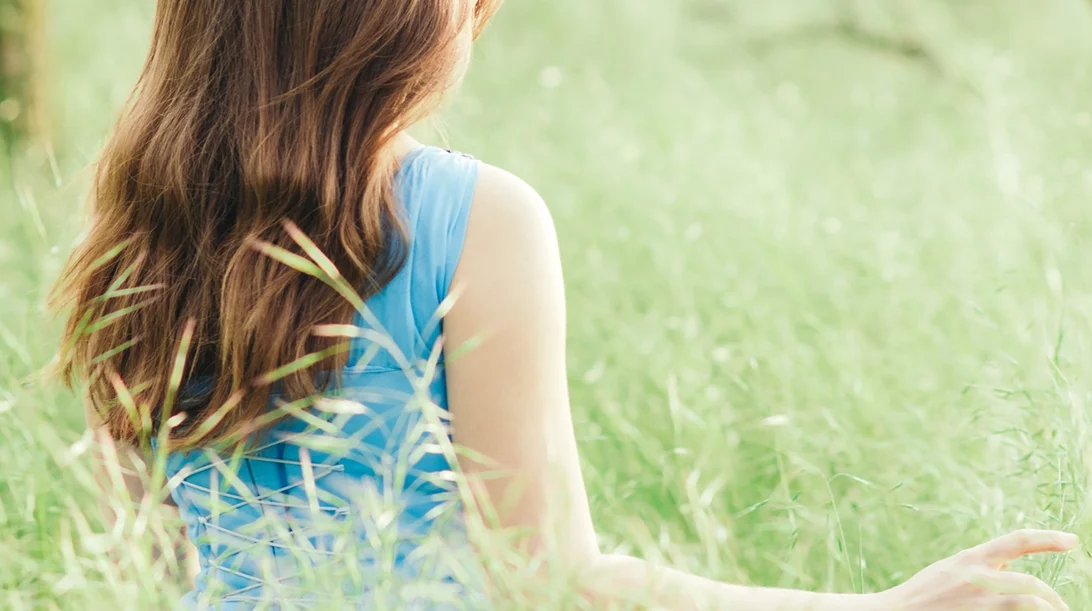 Μαλλιά στην εμμηνόπαυση: Οι καλοκαιρινοί "εχθροί" που δεν φαντάζεσαι και πώς να τους νικήσεις