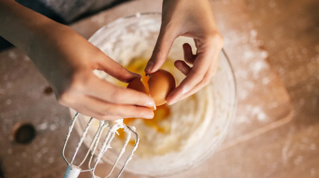 Mε τι μπορώ να αντικαταστήσω το αυγό; Το πιο εύκολο υποκατάστατο στις vegan συνταγές