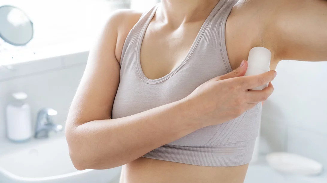 Όλα τα μυστικά για πιο λείες και ομοιόμορφες μασχάλες