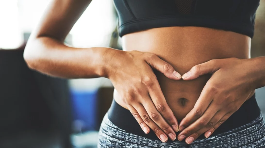 Φούσκωμα στο στομάχι και αέρια: Οι λύσεις μέσα από τη διατροφή