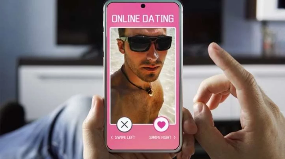 Tinder: Αυτή ήταν η μεγαλύτερη τάση στο dating το 2022