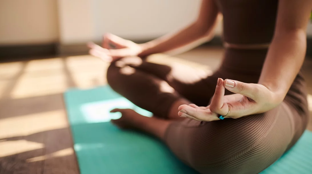 Η πιο απλή άσκηση ευτυχίας | Την προτείνει ο γκουρού Deepak Chopra