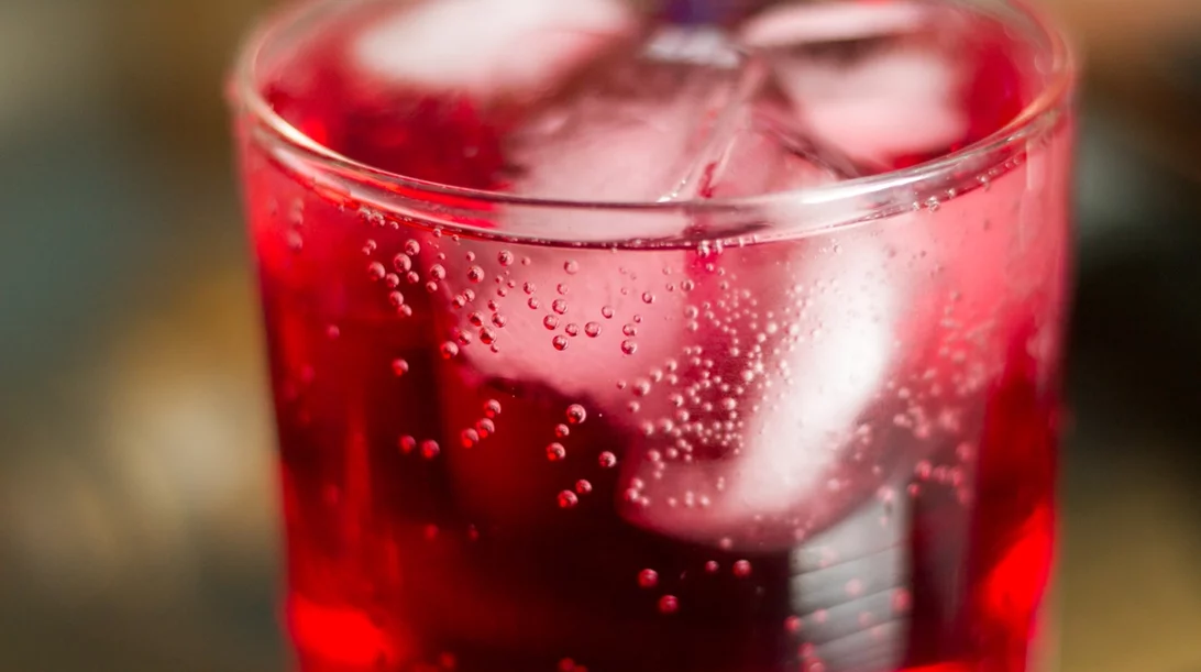 Φυσικό αναψυκτικό με βιταμίνη C: Το κρύο ρόφημα που φτιάχνω ξανά και ξανά