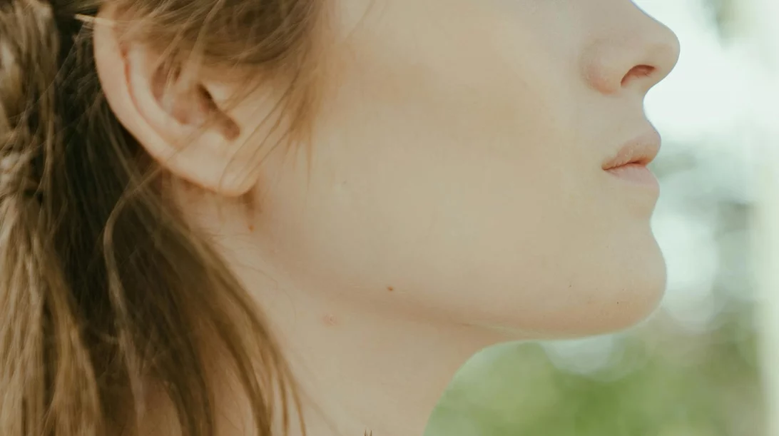 Πώς θα απαλλαγείς από το προγούλι; (διατροφή + ασκήσεις)