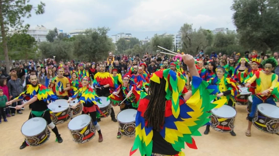 Απόκριες στις γειτονιές της Αθήνας