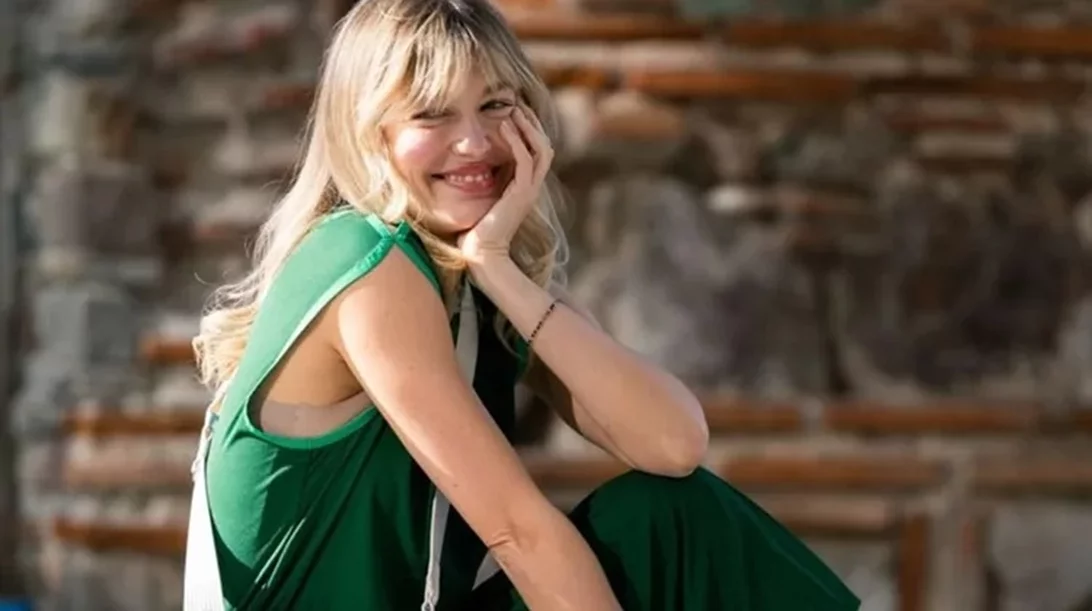 Η Κλέλια Ανδριολάτου με το chic μανικιούρ που κάνουν όλα τα supermodels