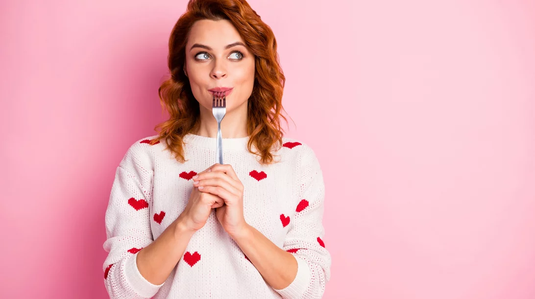 Γιατί πεινάς μετά από μεγάλα γεύματα; Την απάντηση δίνει η επιστήμη