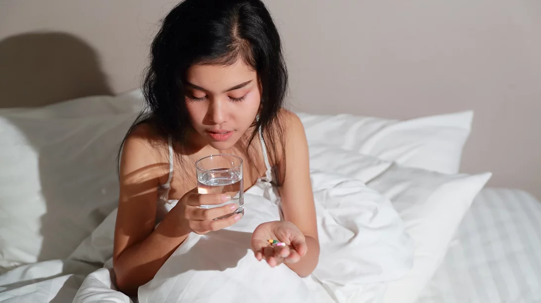 Μελατονίνη για ύπνο: Τι λέει η έρευνα για τους κινδύνους της μακροχρόνιας λήψης της;