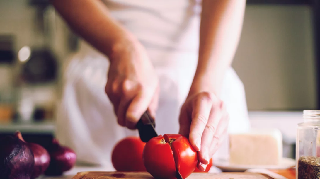 7 τροφές που εξασφαλίζουν νεανική εμφάνιση (οι top τροφές γεμάτες από τις βασικές βιταμίνες)