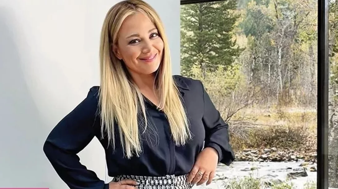 Στο δερματολόγο η Νάνσυ Ζαμπέτογλου: Η θεραπεία που κάνει την επιδερμίδα της να λάμπει