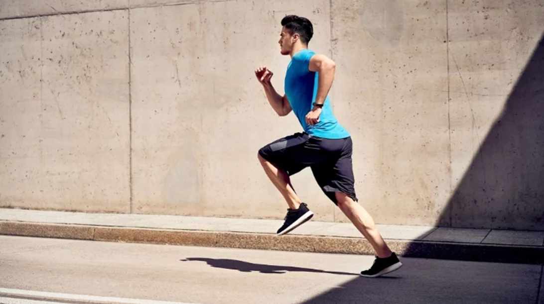 Γρήγορο τρέξιμο vs τρέξιμο μεγάλων αποστάσεων, ποιο σε ωφελεί περισσότερο