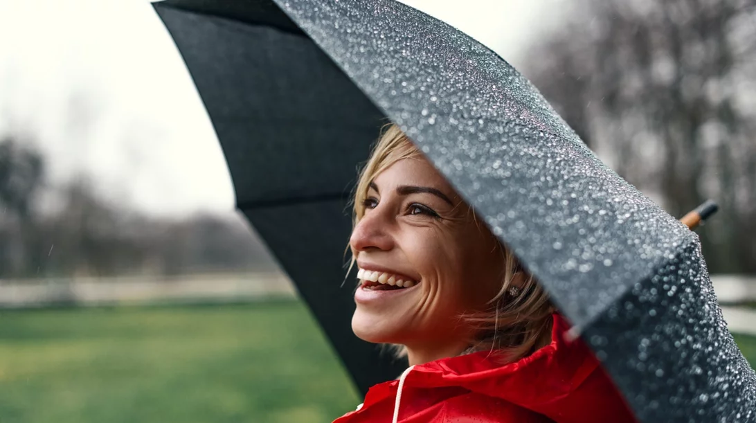 Κρύος και υγρός καιρός: Πώς επηρεάζει την αρθρίτιδα και τι μπορείς να κάνεις