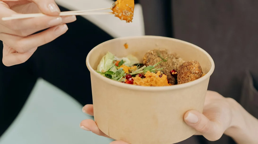 Μεγαλώνουμε - αλλά δε γερνάμε: Το διατροφικό μυστικό που χαρίζει χρόνια σύμφωνα με νέα έρευνα