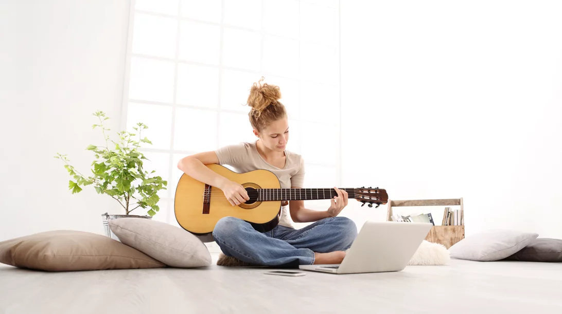 Διάβασε σε μόλις 5 λεπτά τους 10 τρόπους να καταπολεμήσεις το άγχος