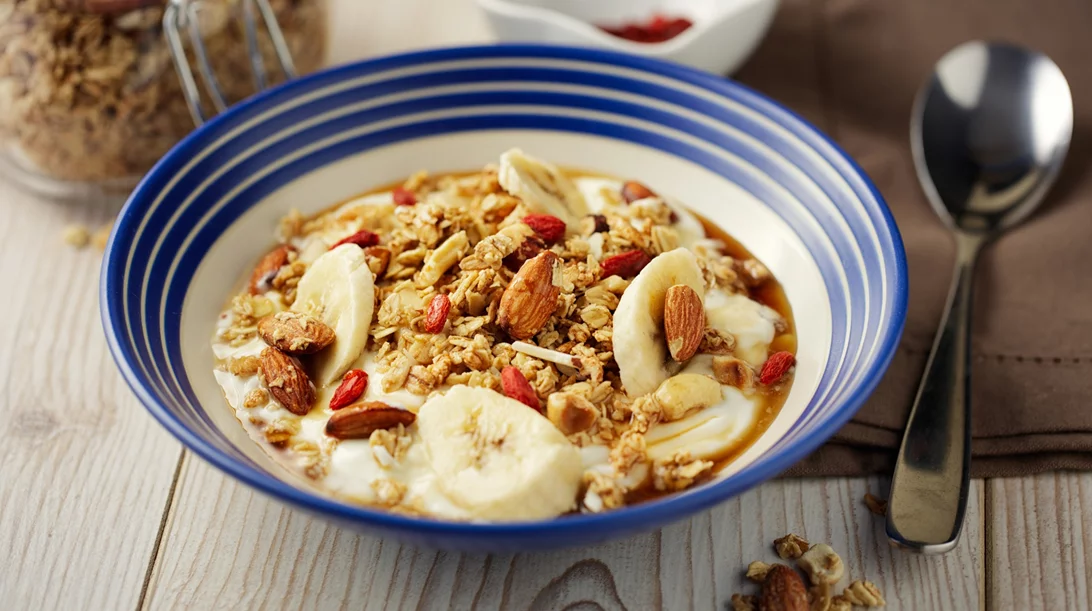 Σνακ για ενέργεια: Οι 4 καλύτεροι συνδυασμοί για να είσαι χορτάτη για ώρες