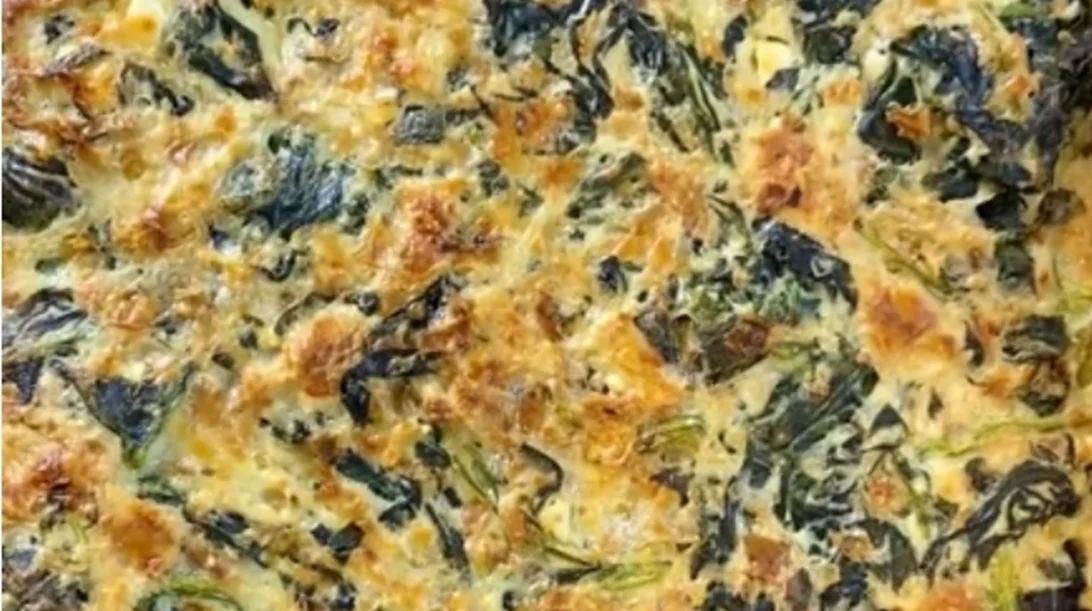 Η σπανακοτυρόπιτα του τεμπέλη ή αλλιώς η καλύτερη ιδέα για βραδινό στο σπίτι